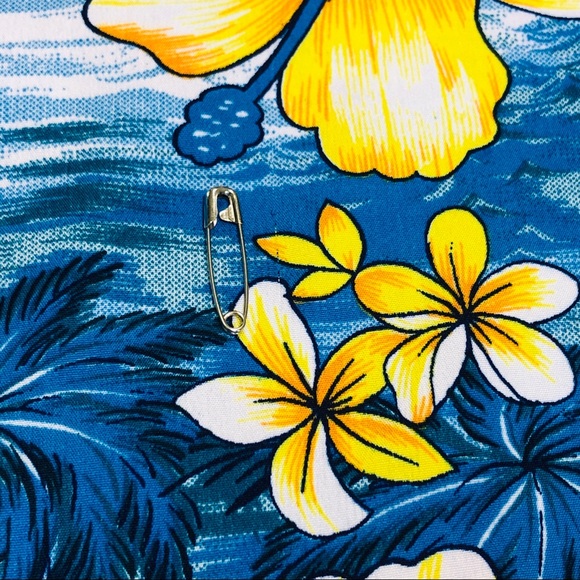 Kennington LTD Hawaiian Shirt - Picture 9 of 11